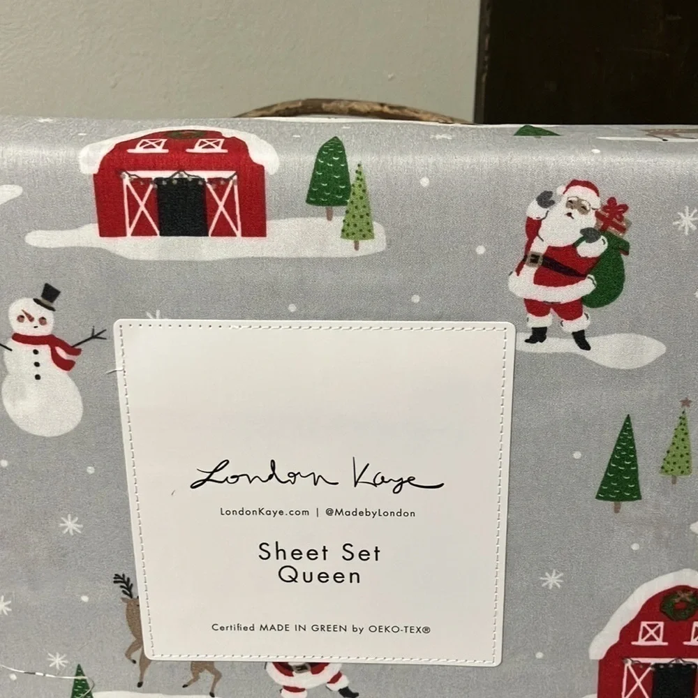 NEW LONDON KAYE QUEEN SIZE WINTER BARNYARD SANTA CHRISTMAS SHEETS